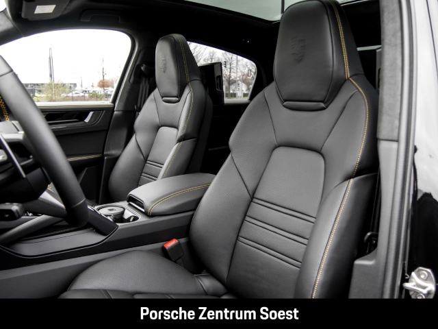 Porsche Cayenne GTS Coupe/22-Zoll/PCCB/Burmester