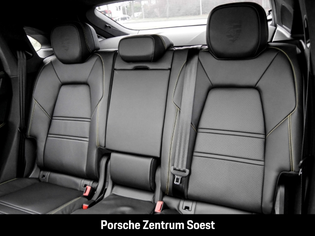 Porsche Cayenne GTS Coupe/22-Zoll/PCCB/Burmester