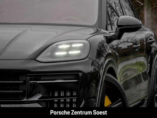 Porsche Cayenne GTS Coupe/22-Zoll/PCCB/Burmester