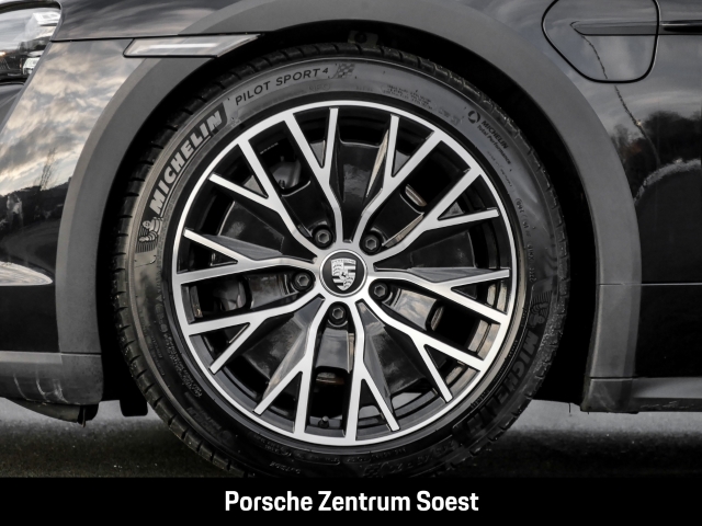 Porsche Taycan 4 Cross Turismo/Wärmepumpe/Sport-Chrono