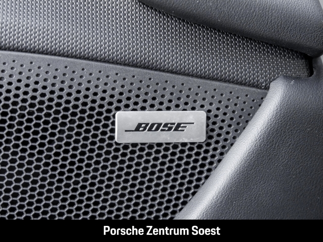 Porsche Taycan 4 Cross Turismo/Wärmepumpe/Panorama/BOSE