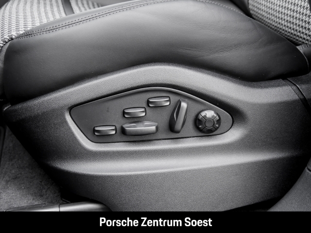 Porsche Cayenne GTS Coupe/PDCC/Leichtbau-Paket/Burmester