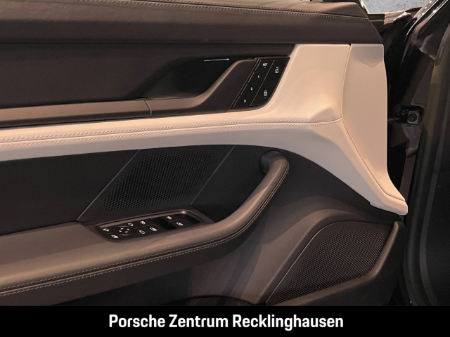 Porsche Taycan 4 Cross Turismo Surround-View Head-Up LED