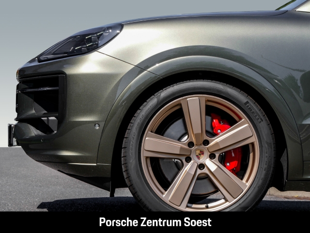 Porsche Cayenne GTS Coupe/Hinterachslenkung/Burmester