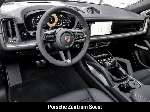 Porsche Cayenne GTS Coupe/Hinterachslenkung/Burmester