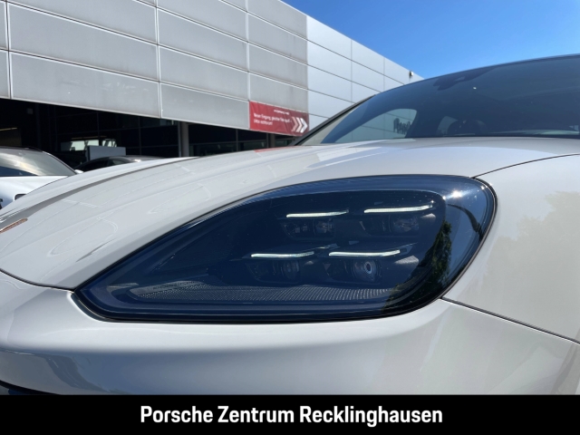 Porsche Cayenne E-Hybrid Coupe LED-Matrix Panoramadach