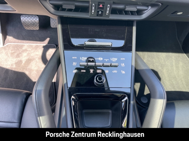Porsche Cayenne E-Hybrid Coupe LED-Matrix Panoramadach