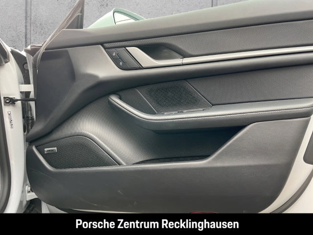 Porsche Taycan 4 Cross Turismo Soft-Close LEDMatrix BOSE