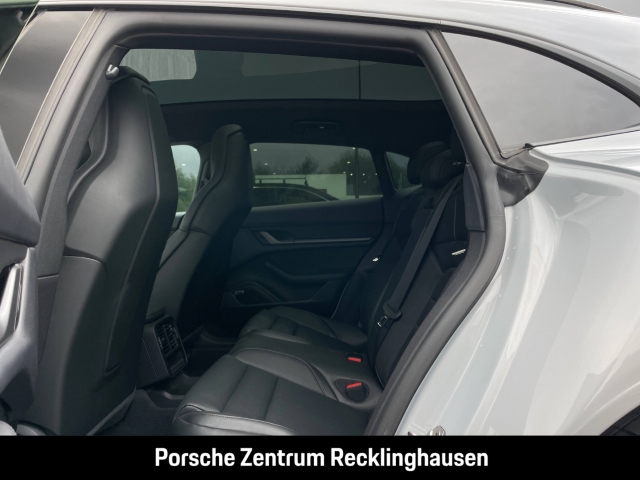 Porsche Taycan 4 Cross Turismo Soft-Close LEDMatrix BOSE