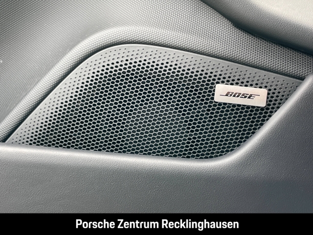 Porsche Taycan 4 Cross Turismo Surround-View LED-Matrix