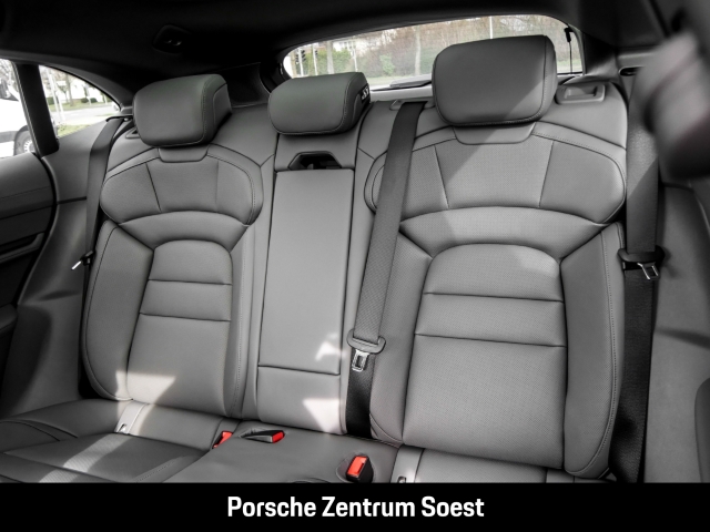 Porsche Taycan 4S Sport Turismo Black Edition