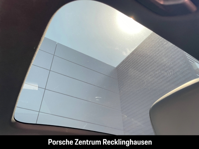 Porsche Taycan 4S Cross Turismo Head-Up Sitzbelüftung