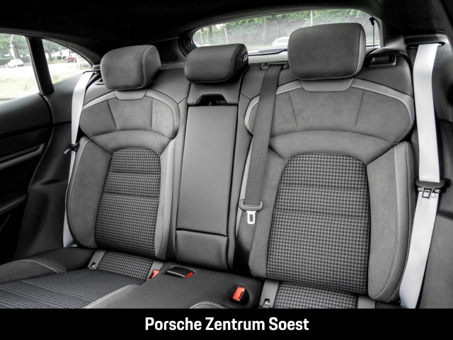 Porsche Taycan GTS Sport Turismo/Panoramadach/BOSE