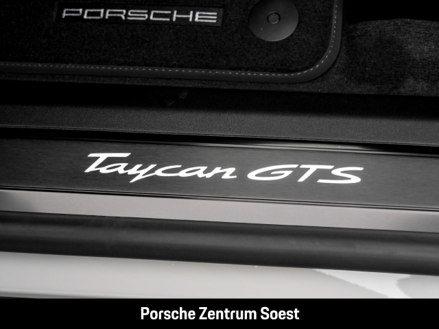 Porsche Taycan GTS Sport Turismo/Panoramadach/BOSE