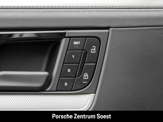 Porsche Cayenne E-Hybrid Coupe/22 Zoll/PASM/BOSE