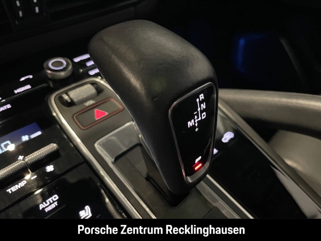 Porsche Cayenne S Burmester HA-Lenkung InnoDrive  LED