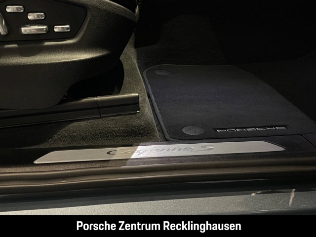 Porsche Cayenne S Burmester HA-Lenkung InnoDrive  LED