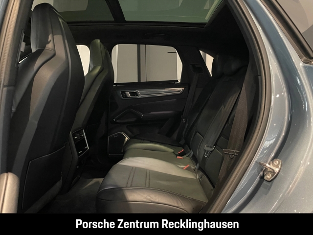 Porsche Cayenne S Burmester HA-Lenkung InnoDrive  LED