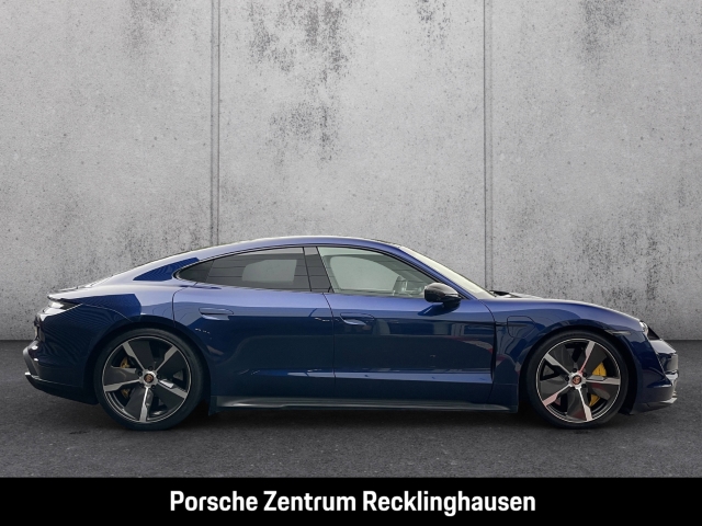 Porsche Taycan Turbo S Burmester Surround View LED-Matrix