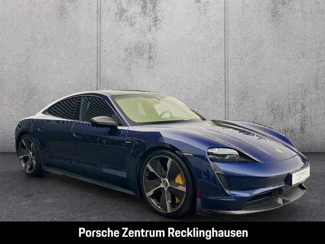 Porsche Taycan Turbo S Burmester Surround View LED-Matrix