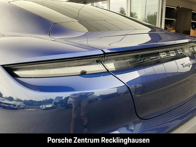 Porsche Taycan Turbo S Burmester Surround View LED-Matrix