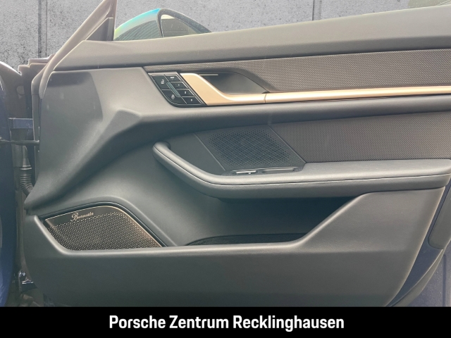 Porsche Taycan Turbo S Burmester Surround View LED-Matrix