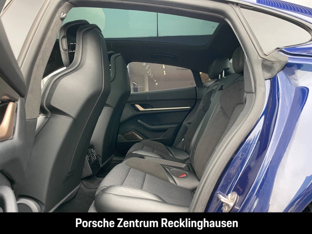 Porsche Taycan Turbo S Burmester Surround View LED-Matrix