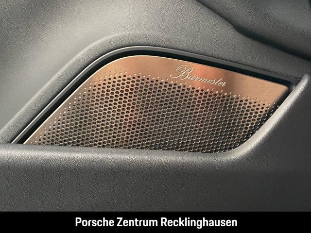 Porsche Taycan Turbo S Burmester Surround View LED-Matrix