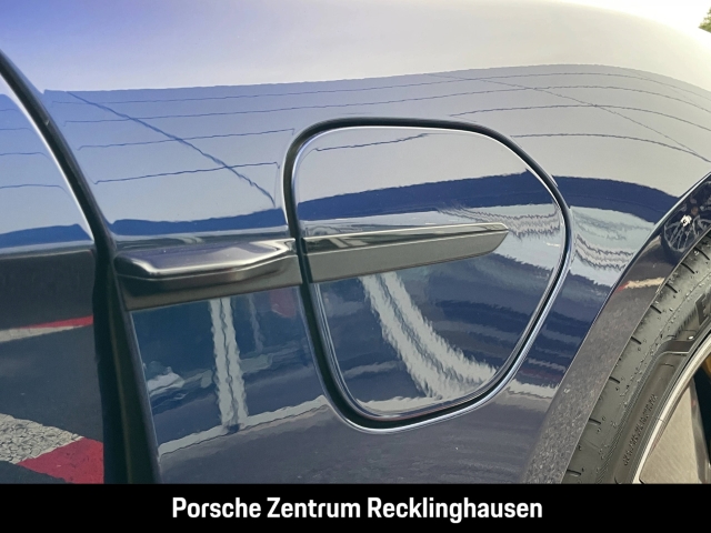 Porsche Taycan Turbo S Burmester Surround View LED-Matrix