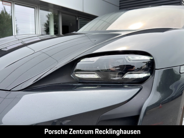 Porsche Taycan Turbo S InnoDrive PDCC Sitzbelüftung BOSE