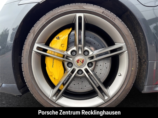 Porsche Taycan Turbo S InnoDrive PDCC Sitzbelüftung BOSE