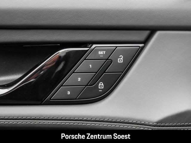Porsche Taycan Porsche 4S Cross Turismo/ BOSE/ Soft Close