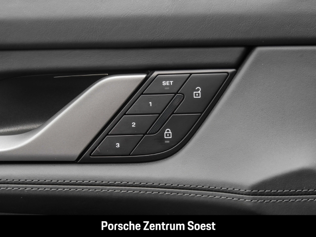 Porsche Taycan 4S Cross Turismo/Sport-Chrono/BOSE
