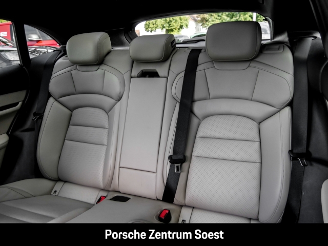 Porsche Taycan Sport Turismo/20 -Zoll/PASM/Head-up