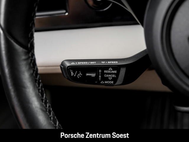 Porsche Taycan Sport Turismo/20 -Zoll/PASM/Head-up