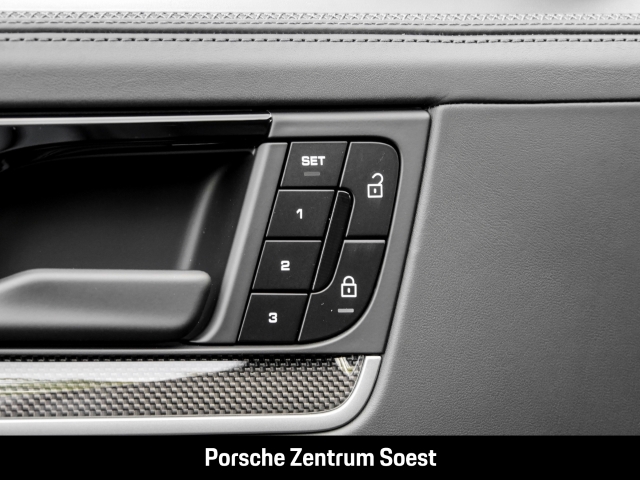 Porsche Cayenne Coupe Black Edition/22-Zoll/AHK/BOSE