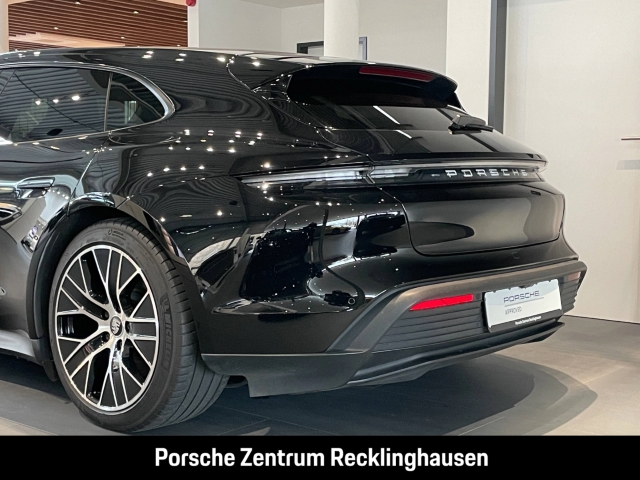 Porsche Taycan Sport Turismo InnoDrive Surround-View