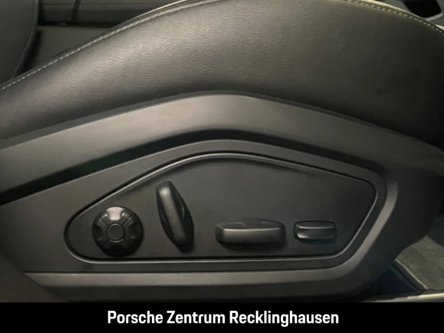 Porsche Taycan Sport Turismo InnoDrive Surround-View