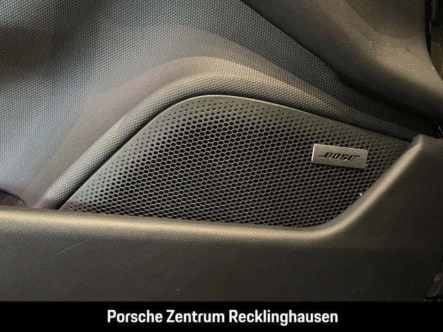 Porsche Taycan Sport Turismo InnoDrive Surround-View