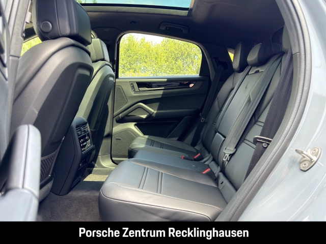Porsche Cayenne Coupe E-Hybrid InnoDrive Head-Up LED