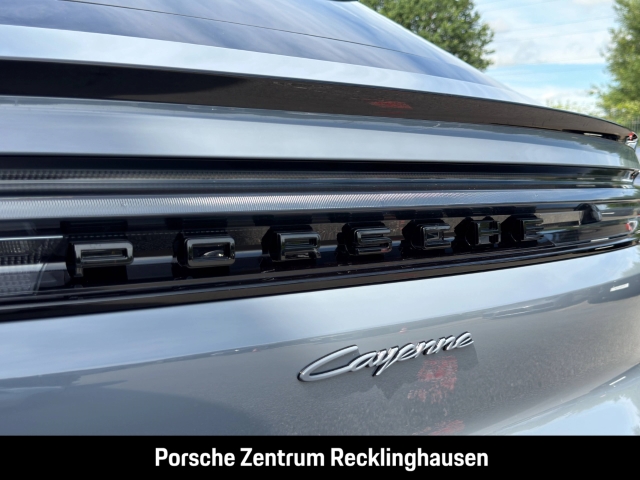 Porsche Cayenne Coupe E-Hybrid InnoDrive Head-Up LED