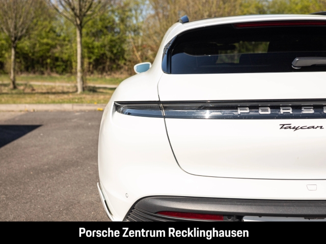 Porsche Taycan 4S Sport Turismo BOSE Abstandstempomat