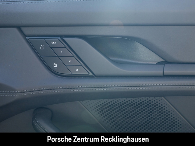 Porsche Taycan 4S Sport Turismo BOSE Abstandstempomat
