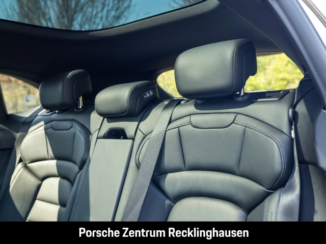 Porsche Taycan 4S Sport Turismo BOSE Abstandstempomat