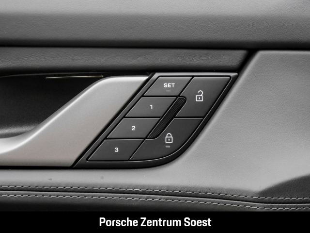 Porsche Taycan Sport Turismo/ BOSE/ 21 Zoll/ HD-Matrix