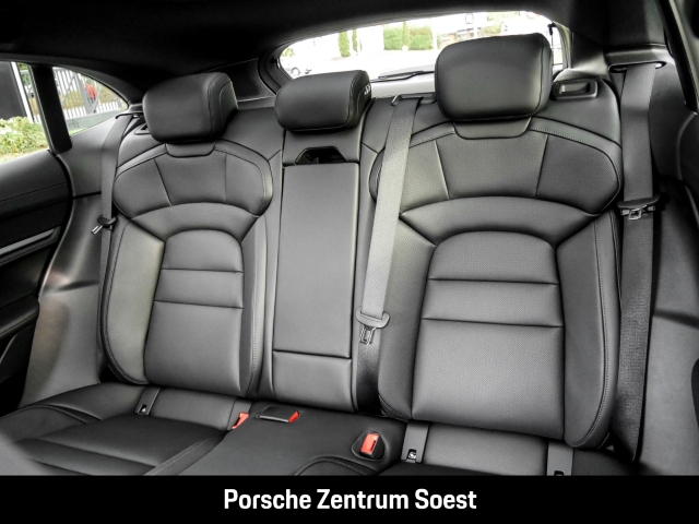 Porsche Taycan Sport Turismo/ BOSE/ 21 Zoll/ HD-Matrix