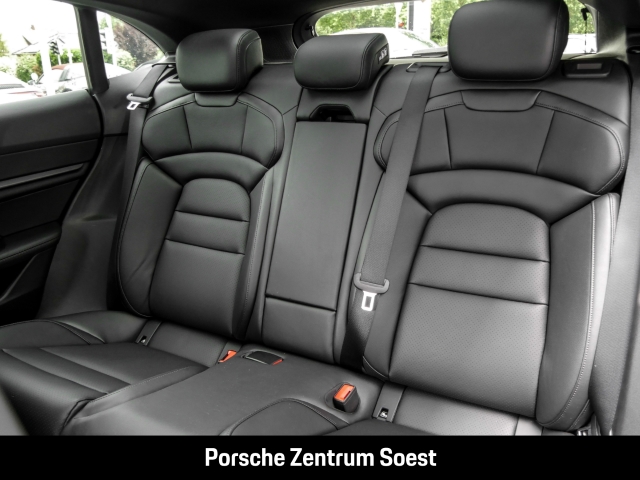 Porsche Taycan Sport Turismo/Performancebatterie/BOSE