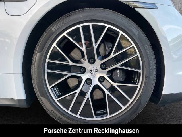 Porsche Taycan Sport Turismo Panoramadach BOSE 20-Zoll