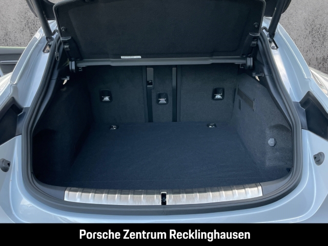 Porsche Taycan Sport Turismo Panoramadach BOSE 20-Zoll