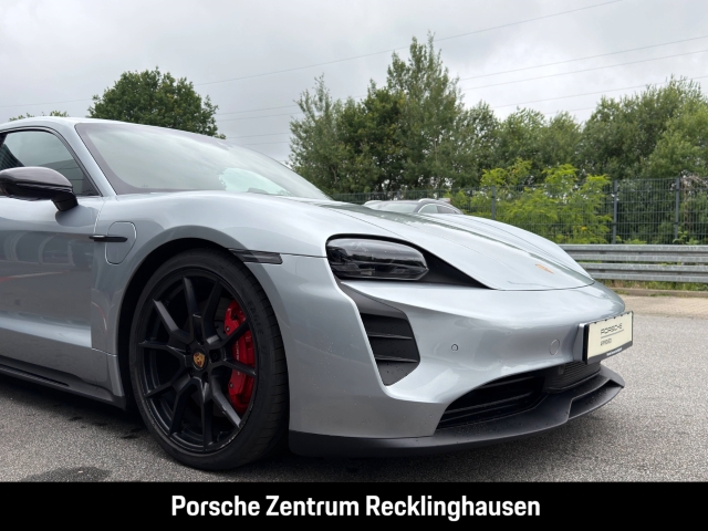 Porsche Taycan GTS Sport Turismo Surround-View 21-Zoll